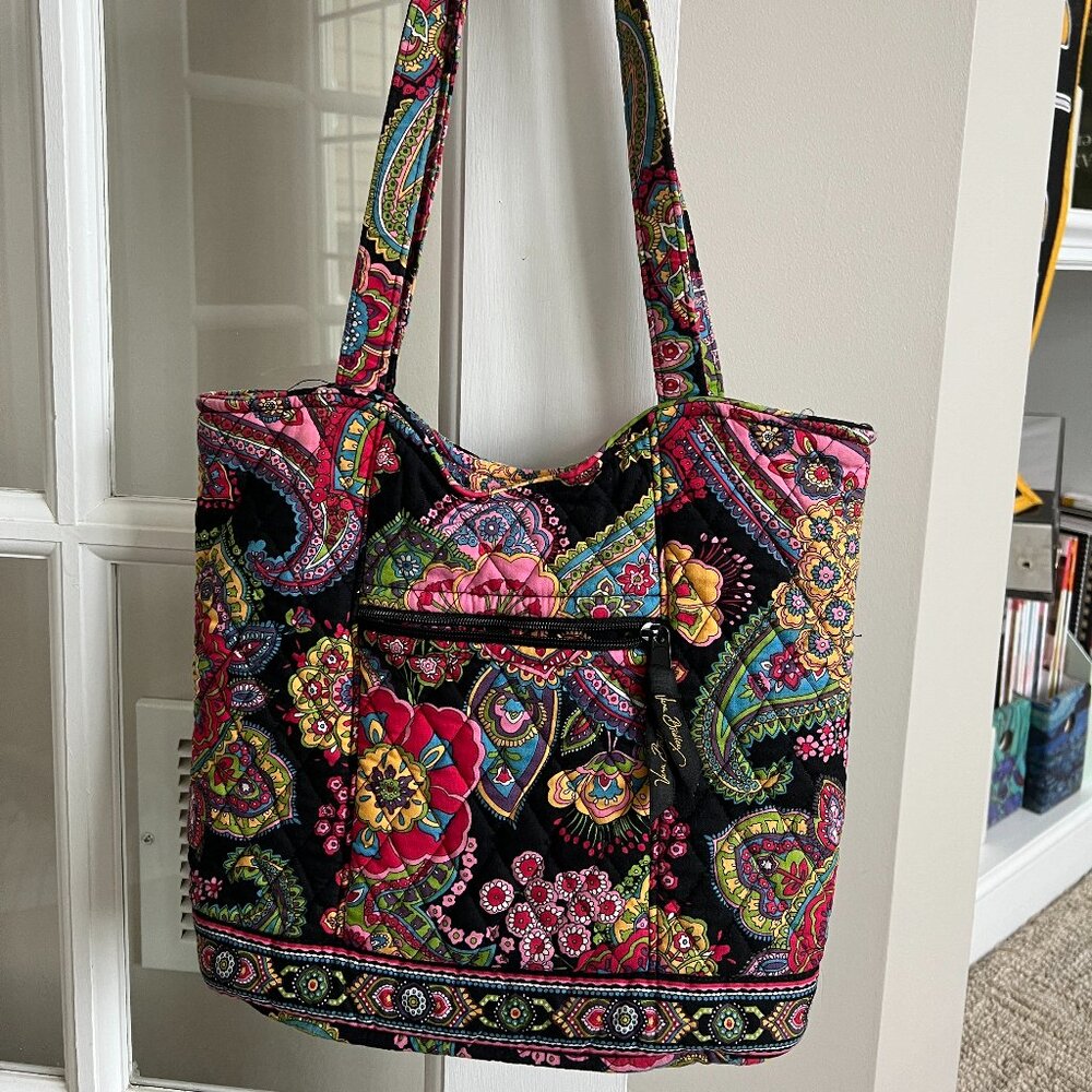 Vera Bradley Handbag (Symphony in Hue)